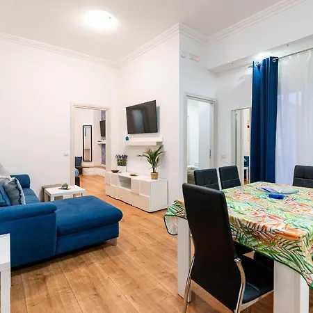Apartment Piazza Colombo By Interhome *